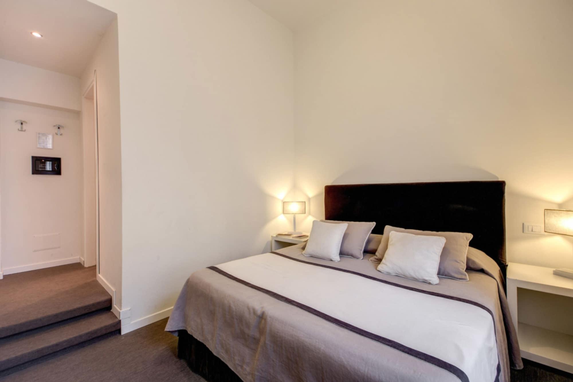 Residenza Bourbon Hotell Rom Exteriör bild
